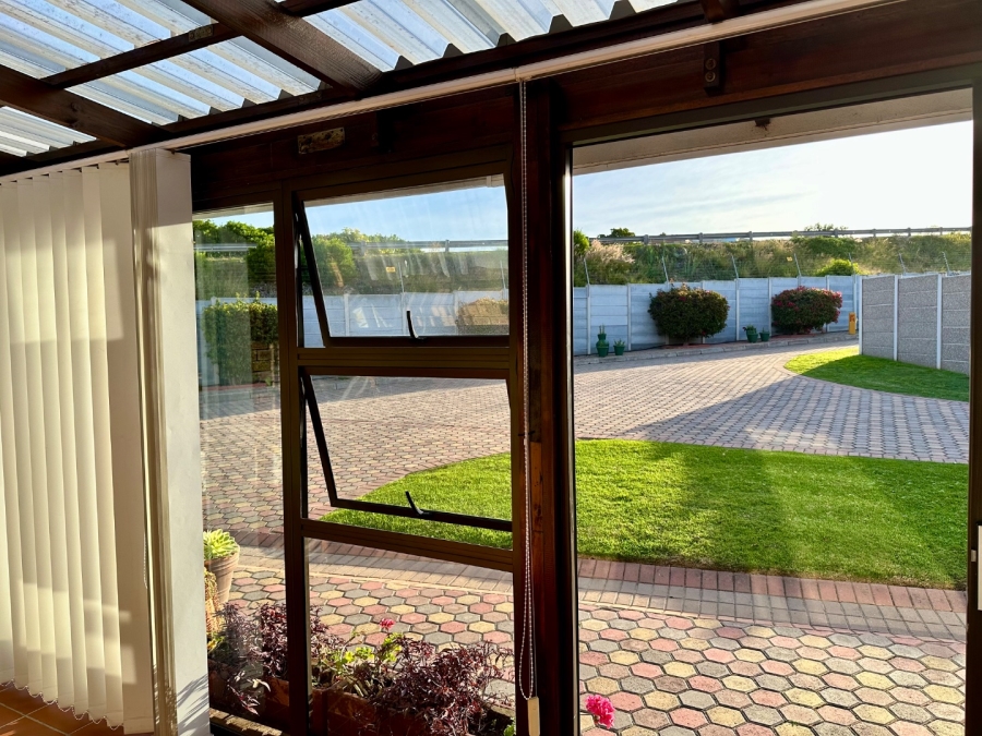 2 Bedroom Property for Sale in Fonteine Park Western Cape